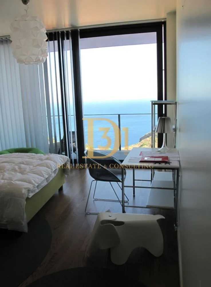 Moradia T3 Exclusiva com Vista Mar, Piscina Infinita e Terreno de 1210 m² - Garajau - Imóvel D31 em Portugal