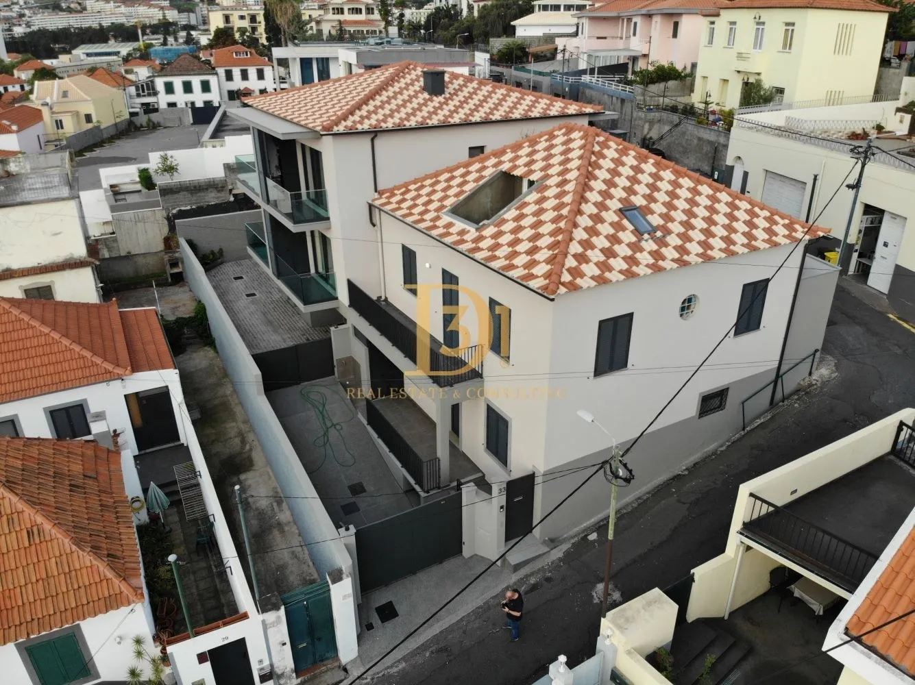 Apartamento T2 — Funchal