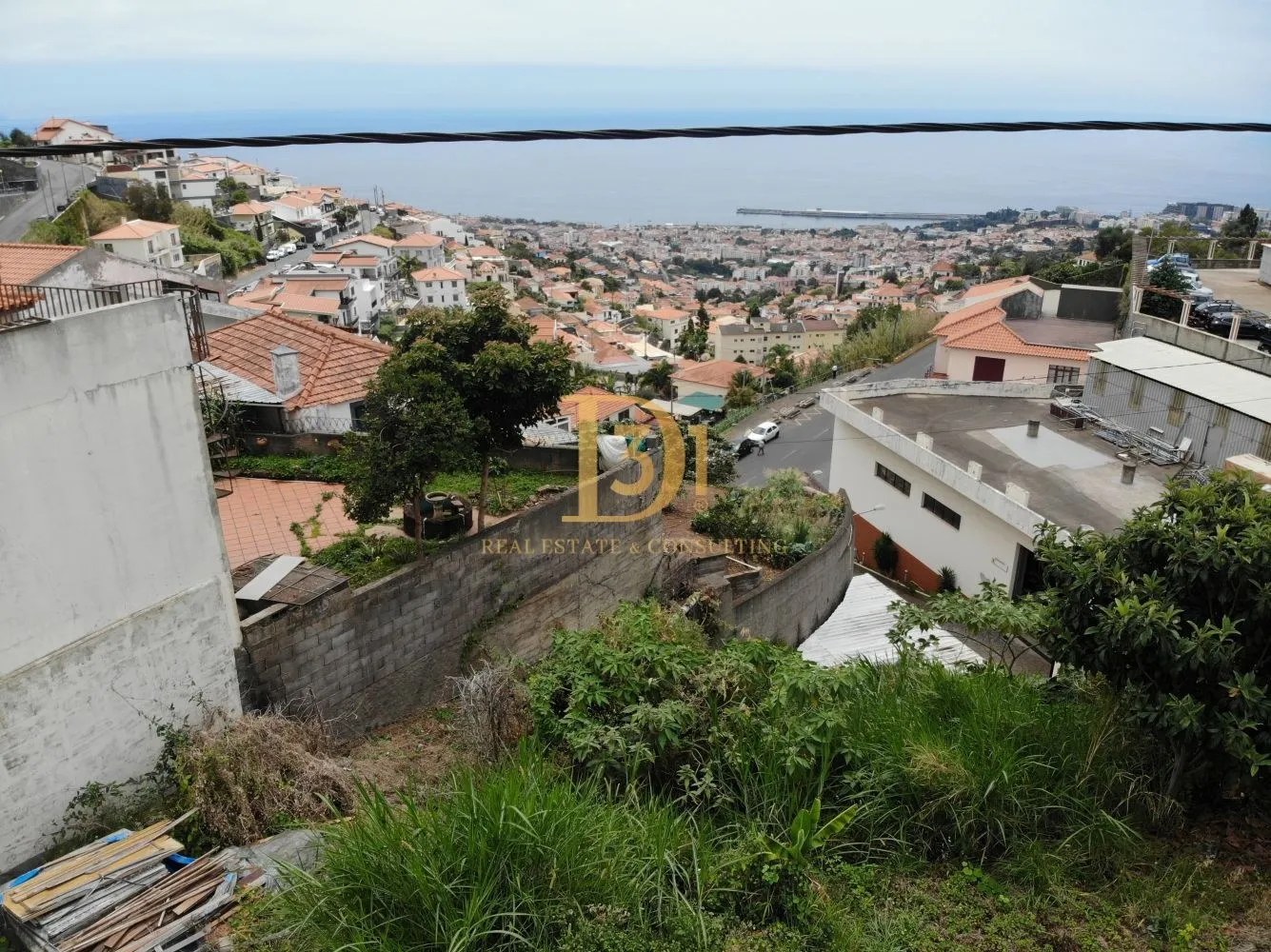 Excelente Terreno com vista para o Funchal - Imóvel D31 em Portugal