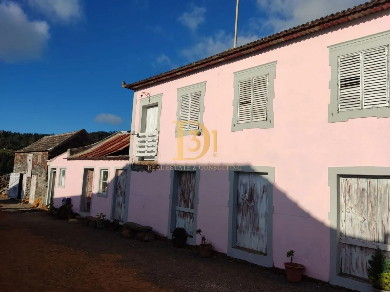 MORADIA T2 E TERRENO MISTO - Imóvel D31 em Portugal