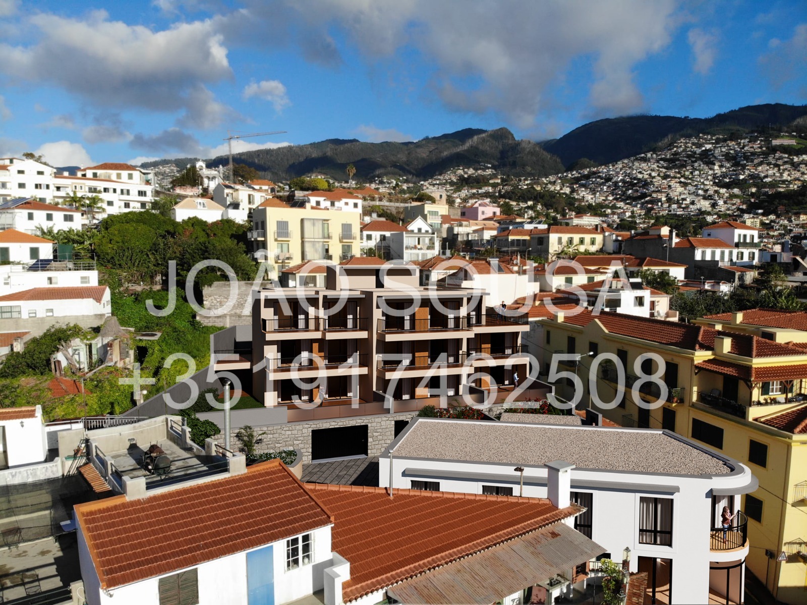 Fachada frontal do Edifício Quinta dos Arrifes